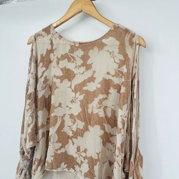 Vintage Johnny Was - Jade Blouse Small Silk Beige Taupe Floral Cold Shoulder - Picture 4 of 8
